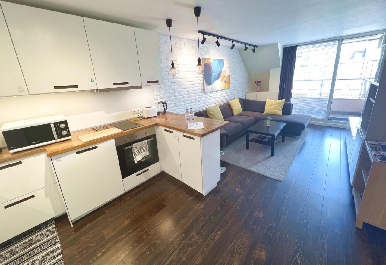 Unique Luxurious Jacuzzi Penthouse Duplex In City Center! 2 Baths! Free Parking! Sofia Eksteriør bilde
